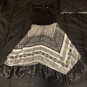 Black and white sleeves abstract halter dress.